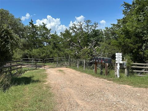 Photo of 962 County Road 458, Hallettsville, TX 77964 (MLS # 22080742)