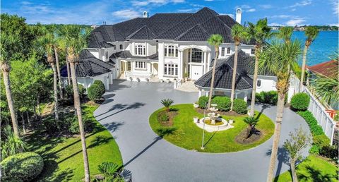 2210 Twin Oaks Kemah TX 77565