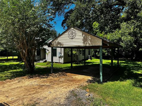 3307 Triplett Street Bacliff TX 77518