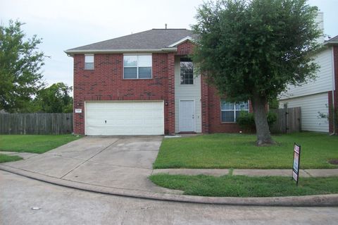 Photo of 15007 Kingsbridge Way, Houston, TX 77083 (MLS # 9395483) Photo of 15007 Kingsbridge Way, Houston, TX 77083 (MLS # 9395483)