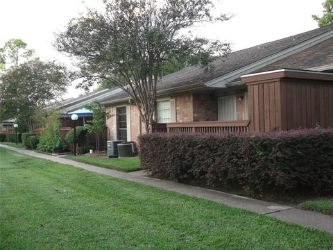 Photo of 8801 Hammerly Boulevard #1606, Houston, TX 77080 (MLS # 9180682)