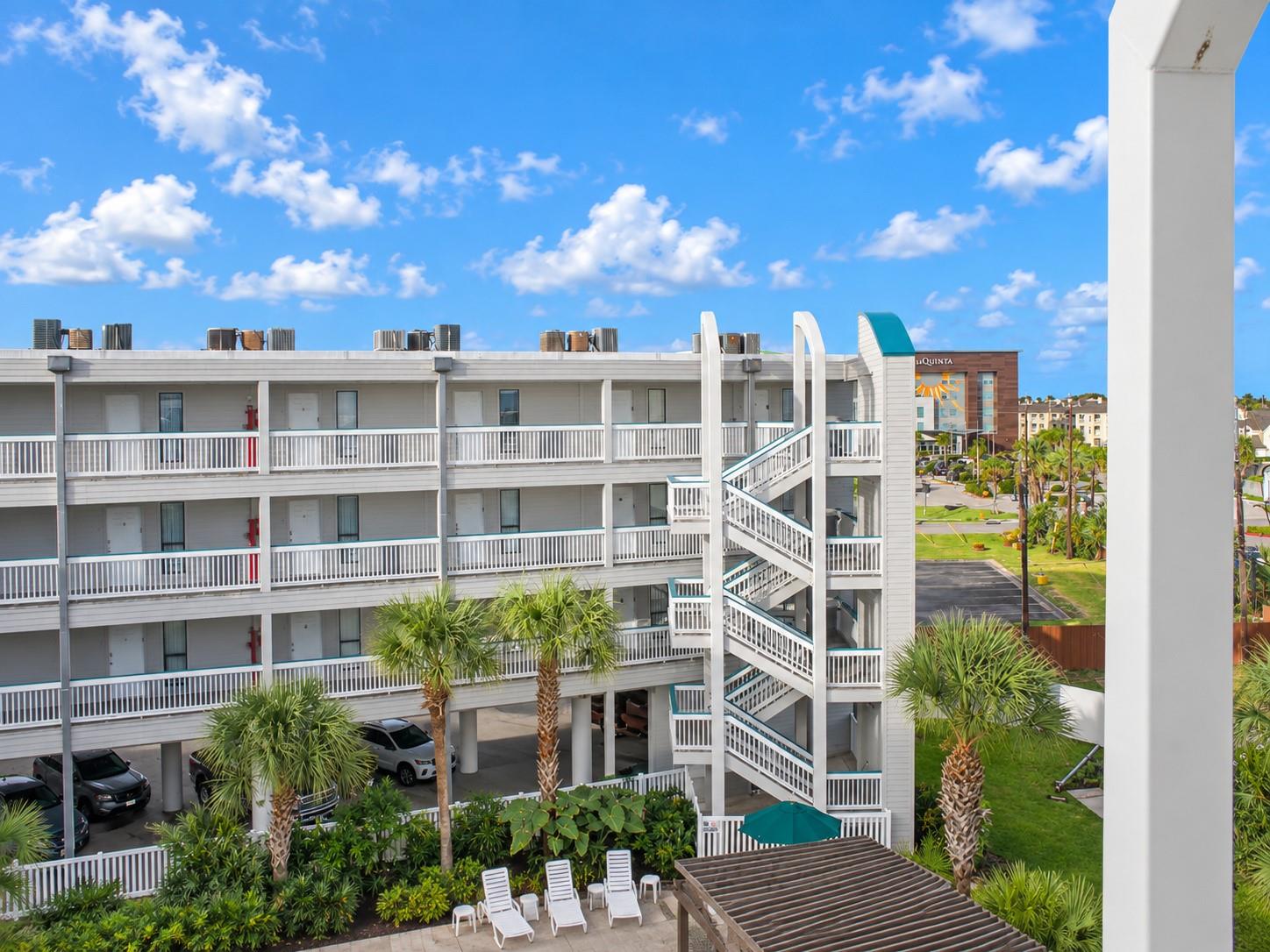 6102 Seawall Boulevard 393