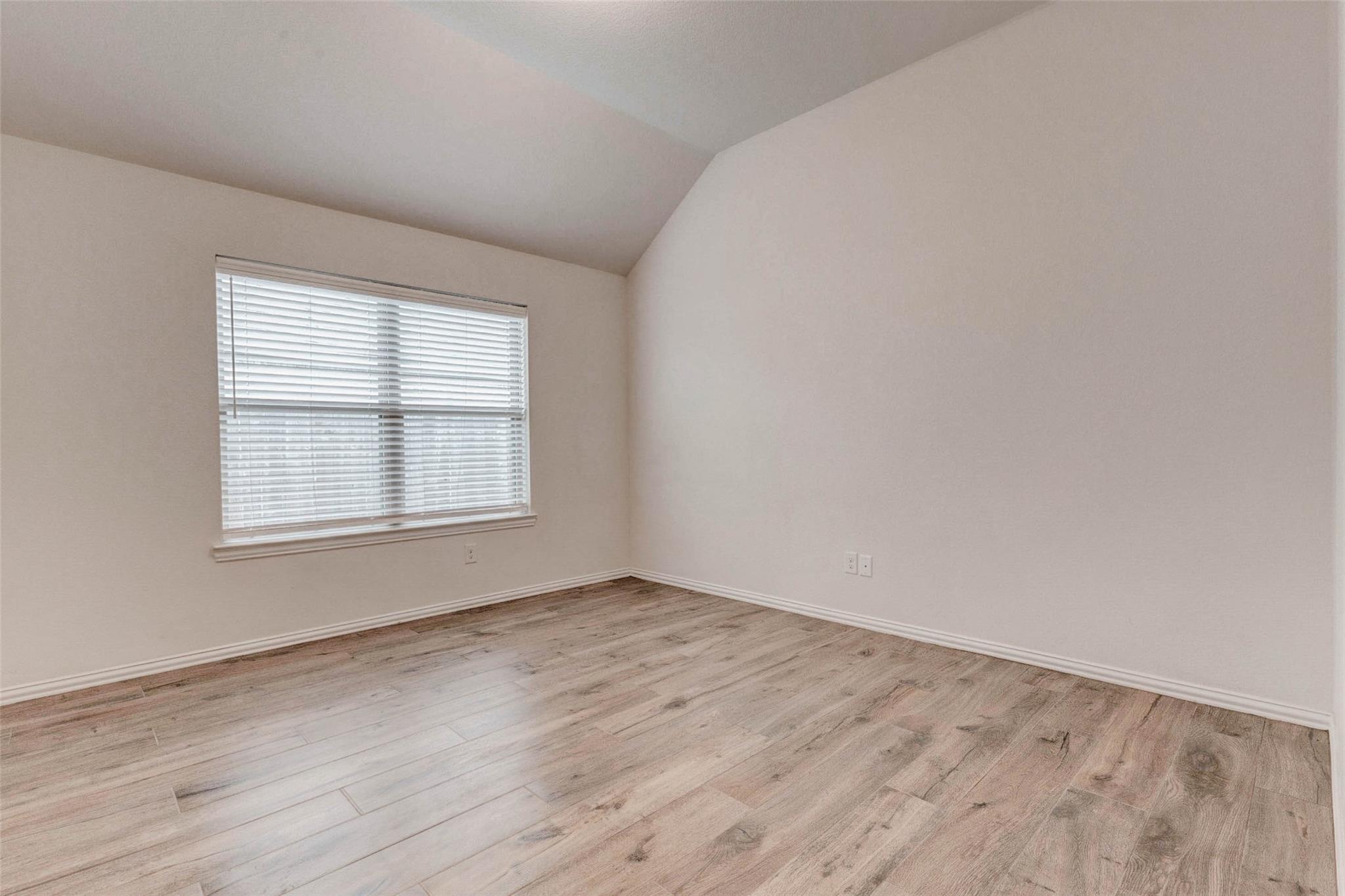 6607 Northchester Drive