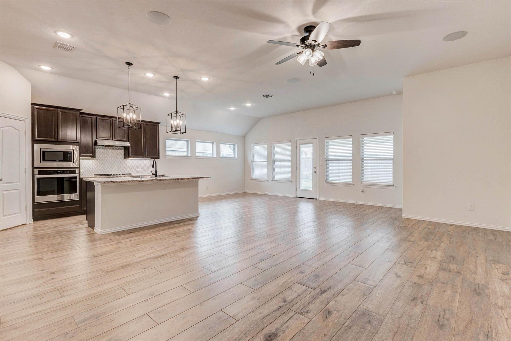 6607 Northchester Drive