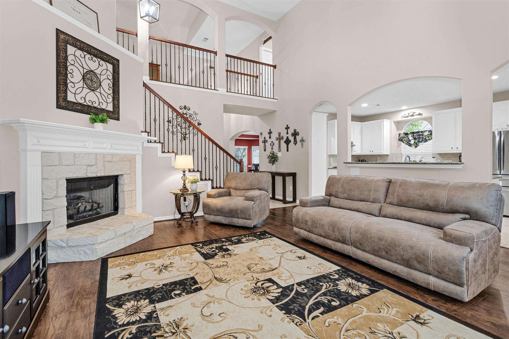 3234 Abbott Lakes Lane