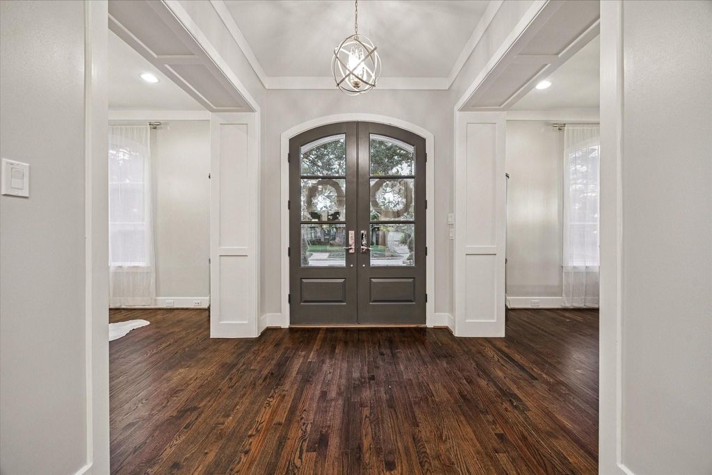 Photo of 3747 Childress Street, Houston, TX 77005 (MLS # 94669211)