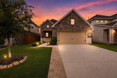 Photo of 753 Lake Lacosta Drive, Katy, TX 77493 (MLS # 86550439)