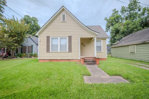 Photo of 604 Abell Street, Wharton, TX 77488 (MLS # 5330116)
