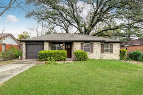 Photo of 4722 Carleen Road, Houston, TX 77092 (MLS # 75193592)