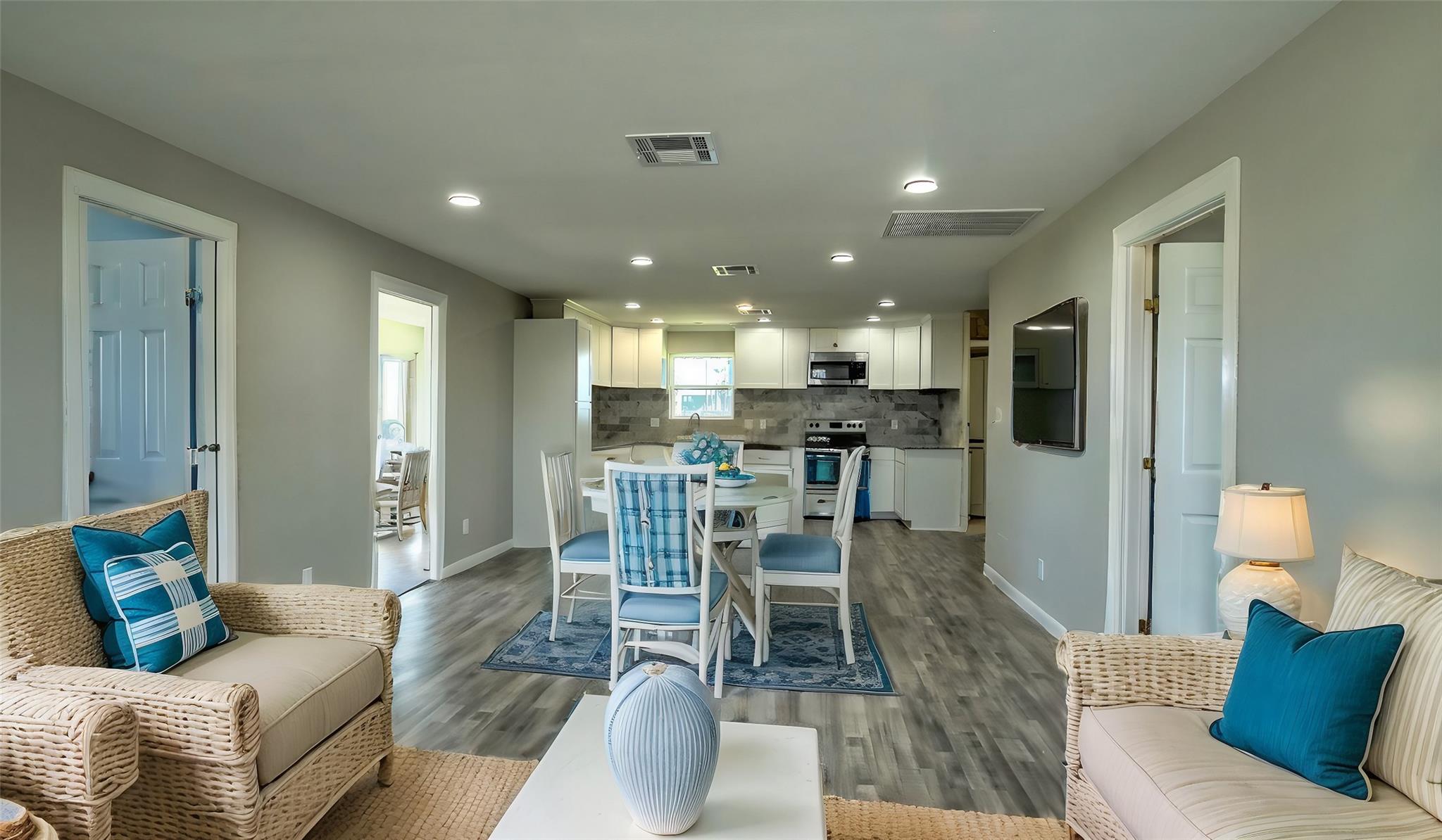 13131 Buccaneer Parkway