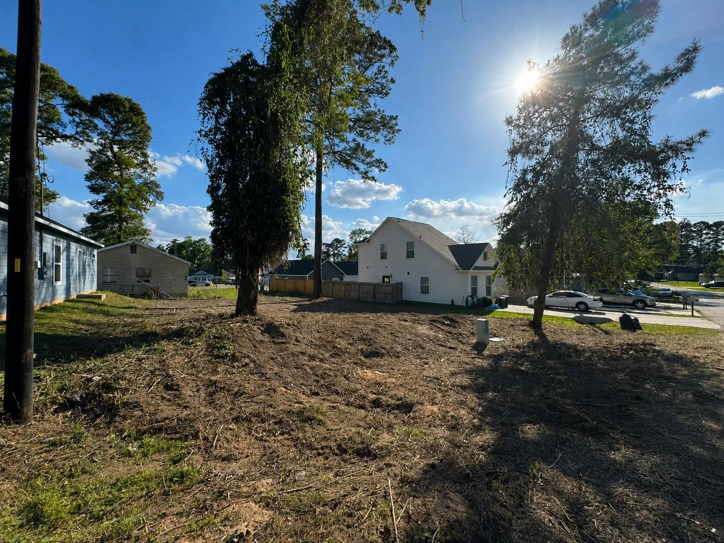 16721 E Ivanhoe