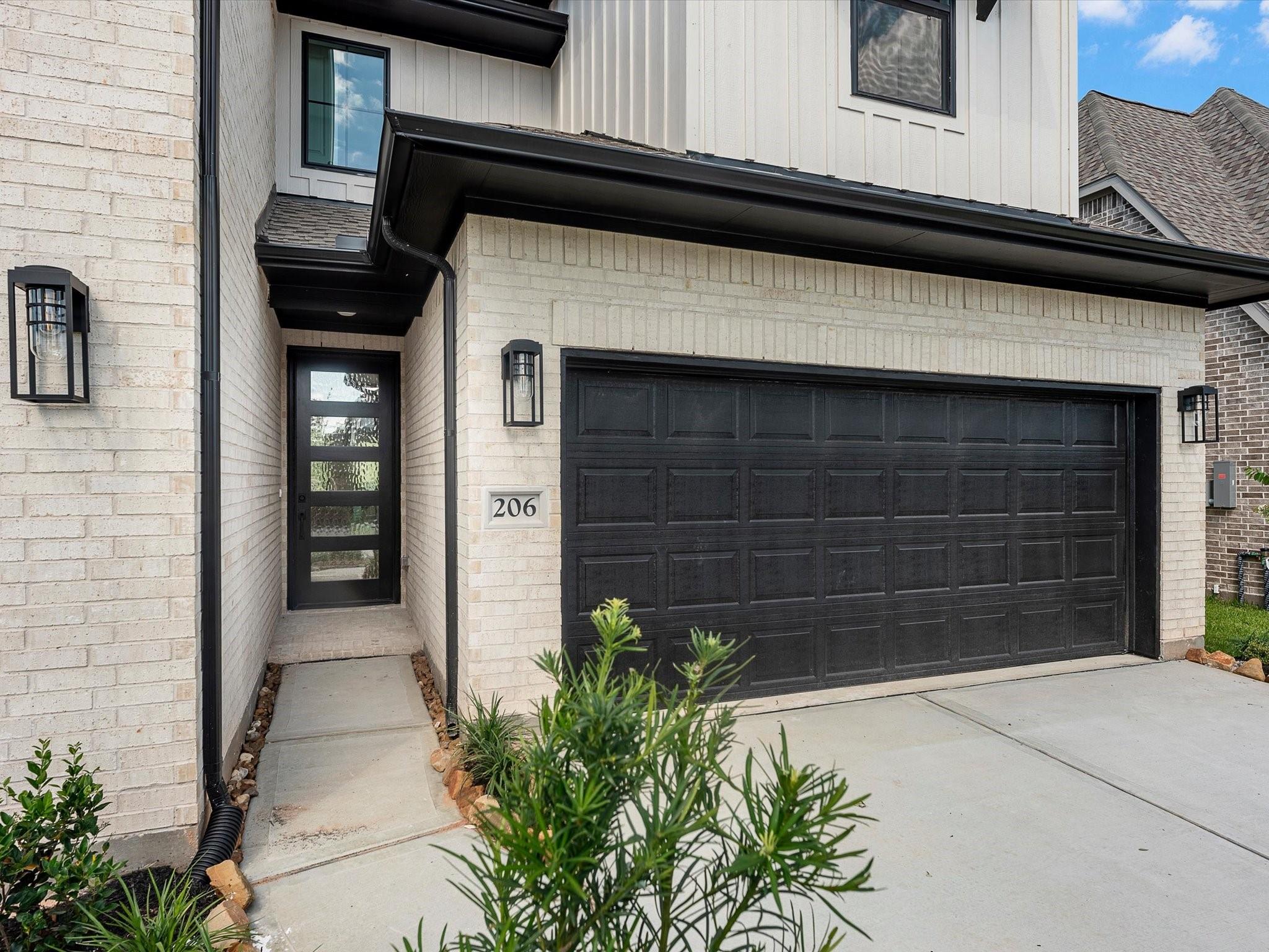206 Sierra Stream Lane