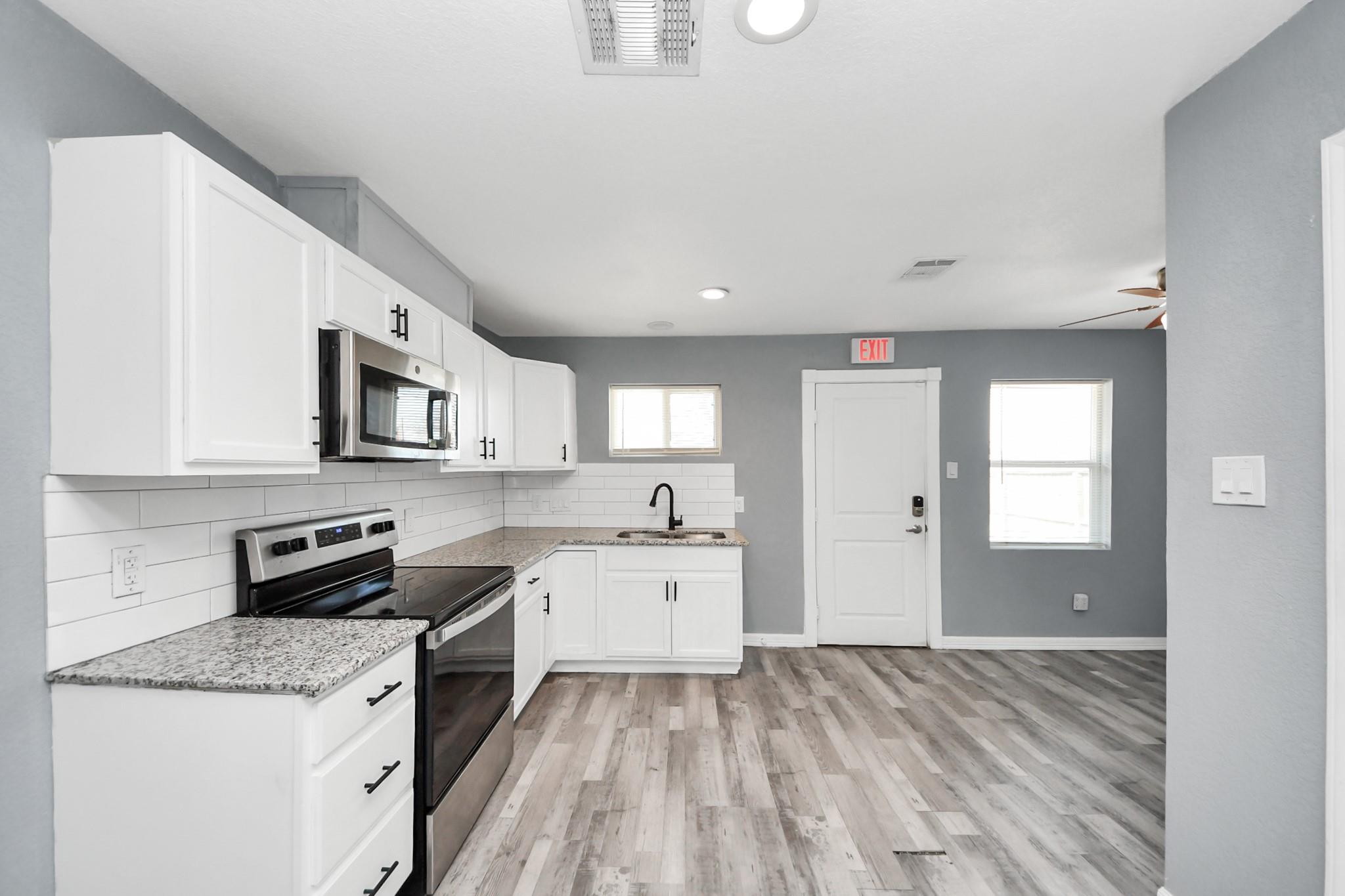 2102 Dewberry Lane