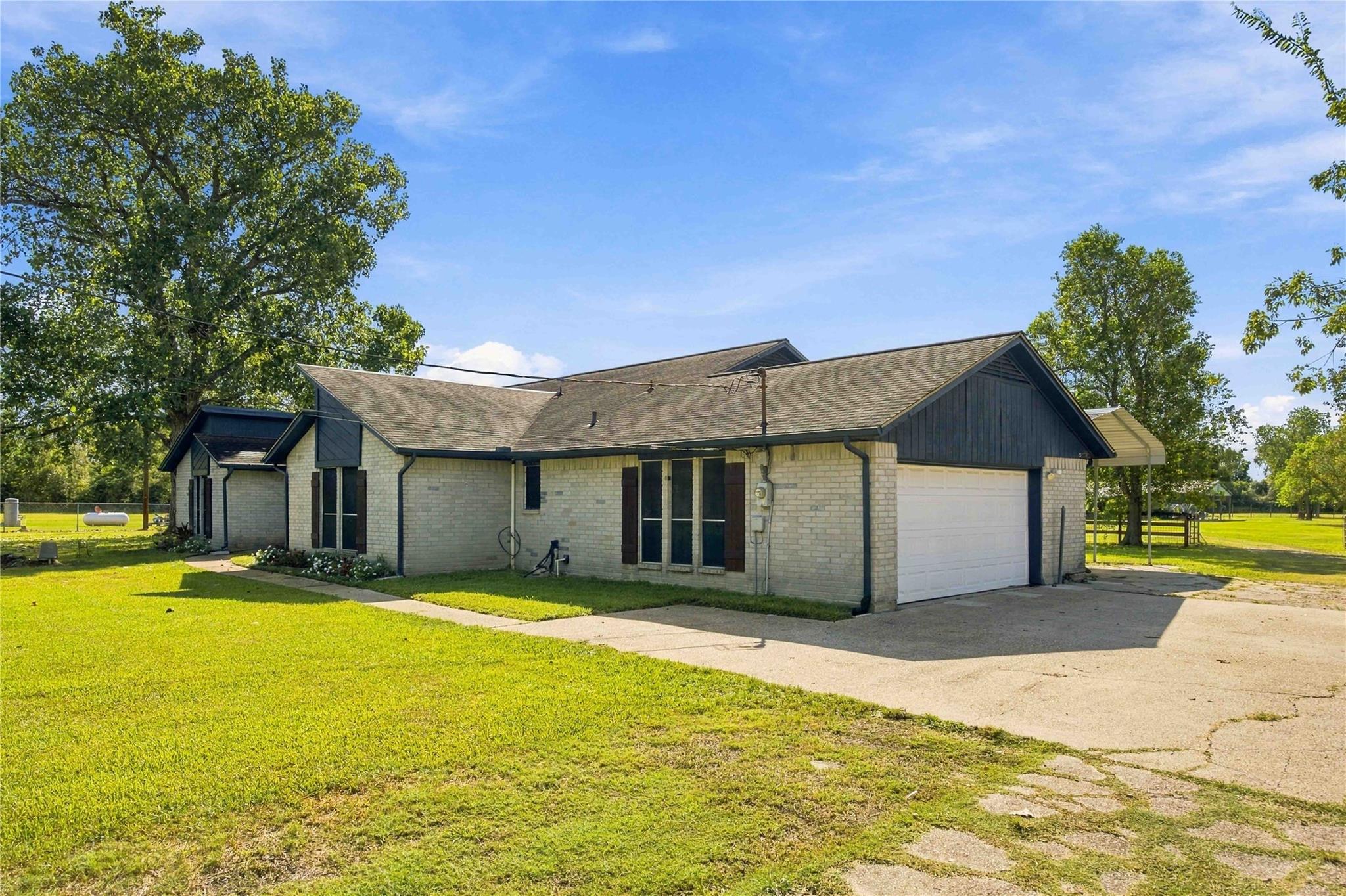 4697 Wickwillow Lane