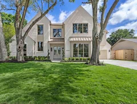 Photo of 6243 Briar Rose Drive, Houston, TX 77057 (MLS # 23938184)
