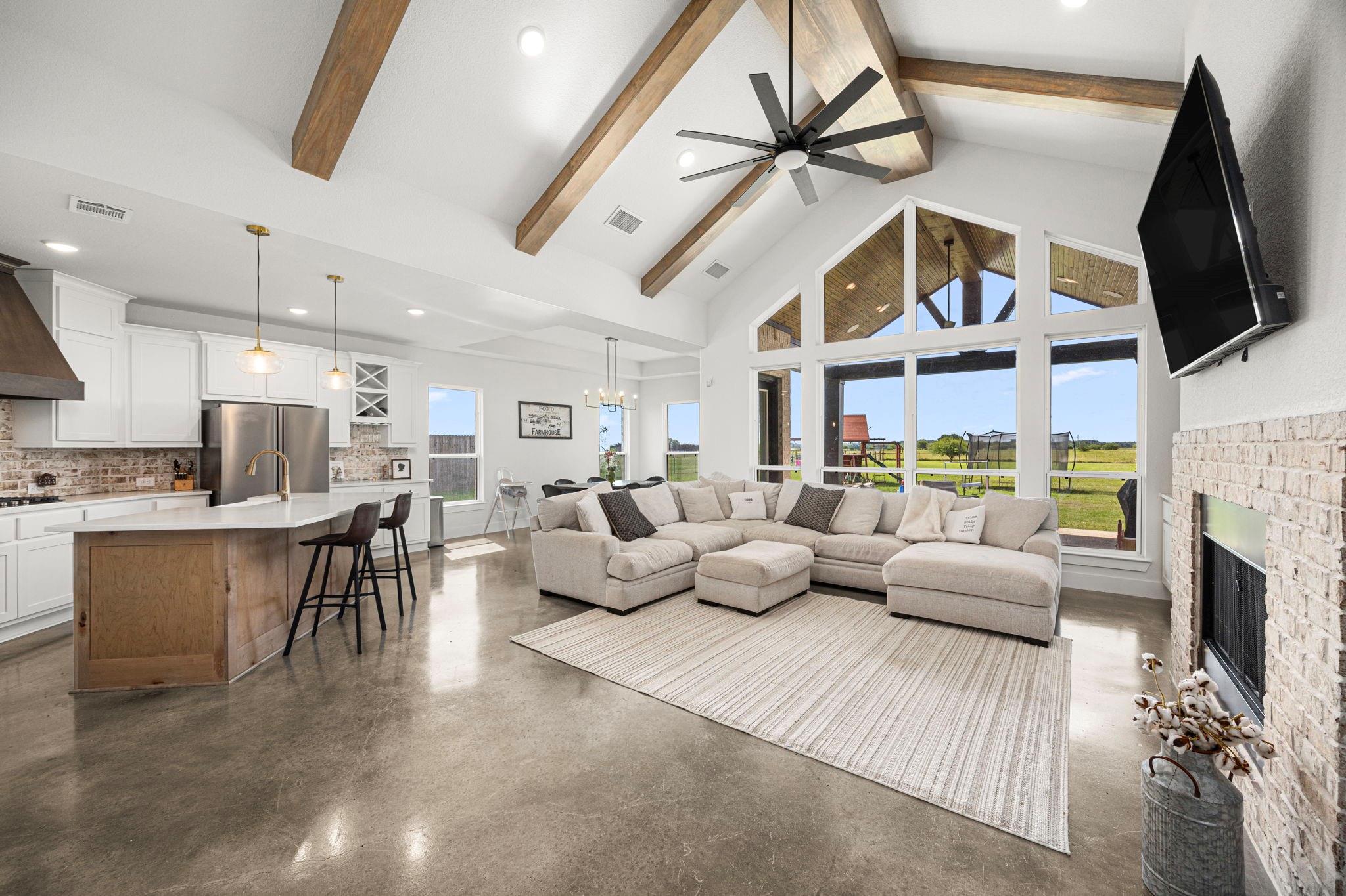 15757 County Road 272