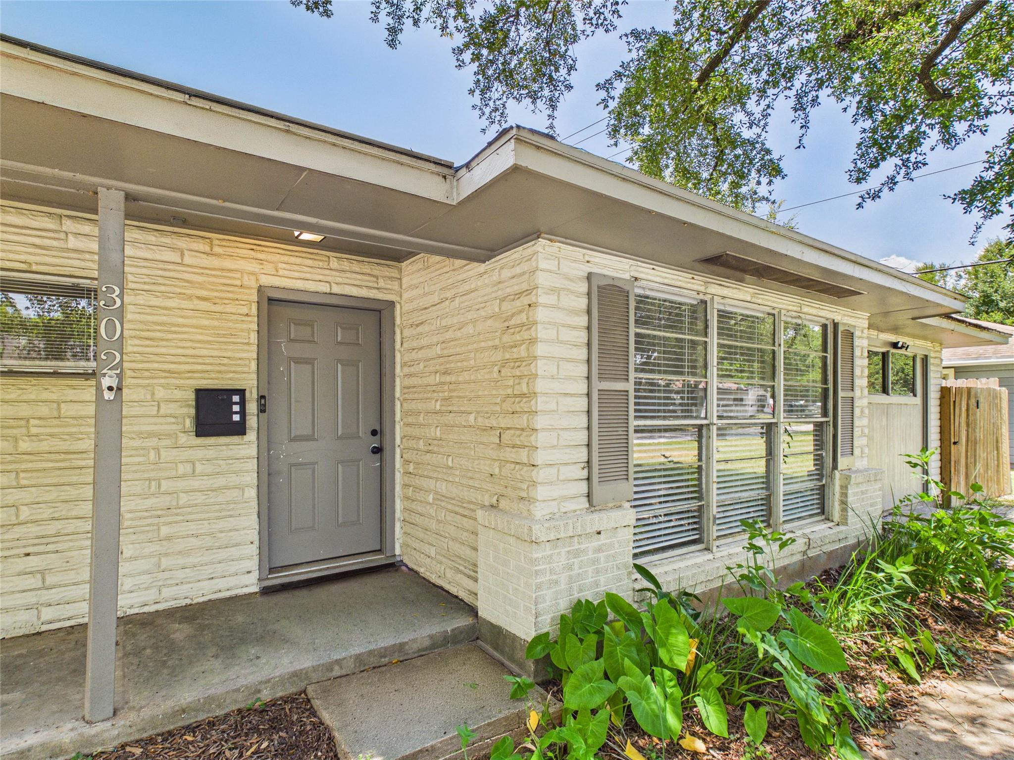 302 Sycamore Drive