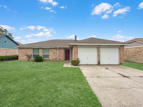 Photo of 11942 Silver Island Circle, Houston, TX 77067 (MLS # 24602697)