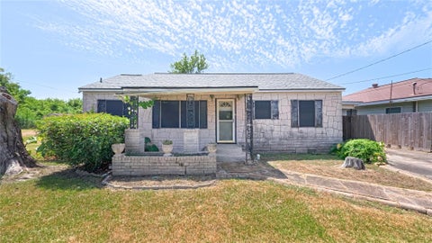 Photo of 2116 Allen Lane, Baytown, TX 77521 (MLS # 14721769)