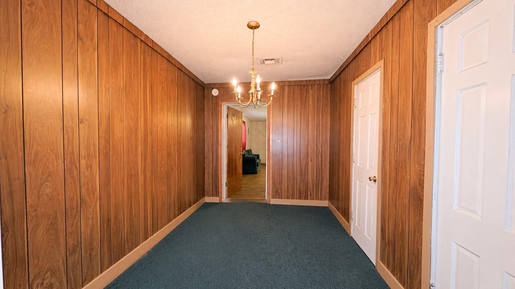 2116 Allen Lane