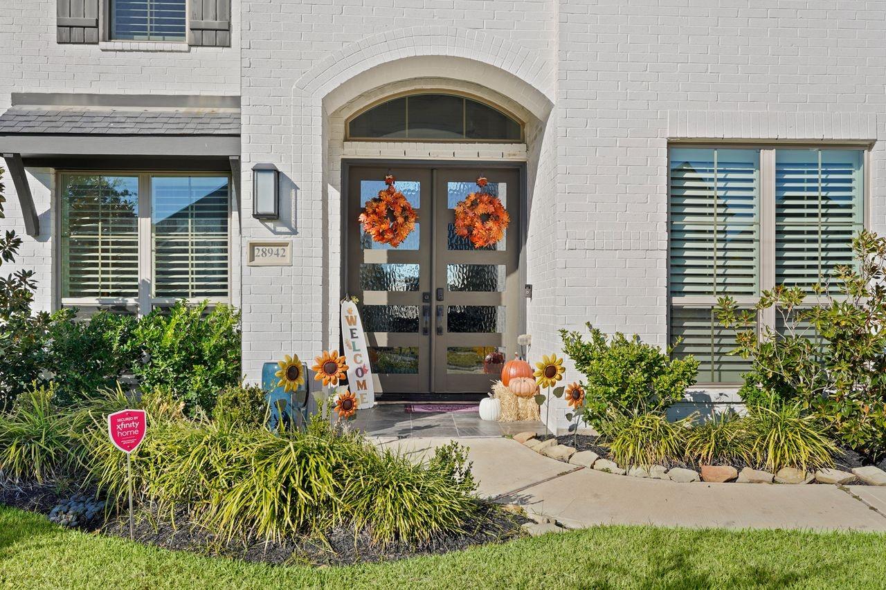 28942 Woods Rose Court