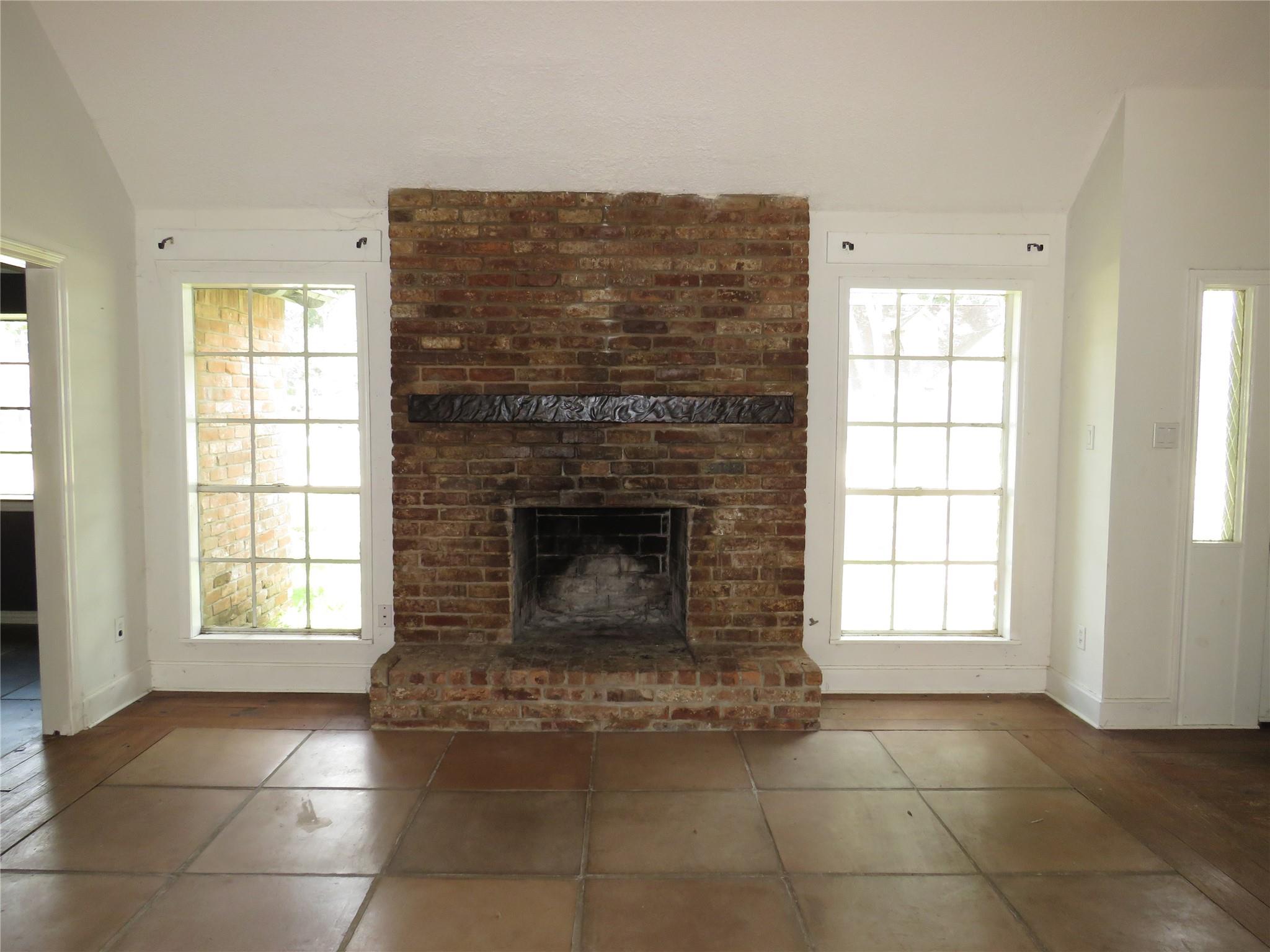 4318 Willow Hill Drive