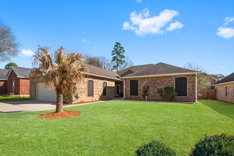 Photo of 9292 Deepwater Drive, Montgomery, TX 77356 (MLS # 4144754)