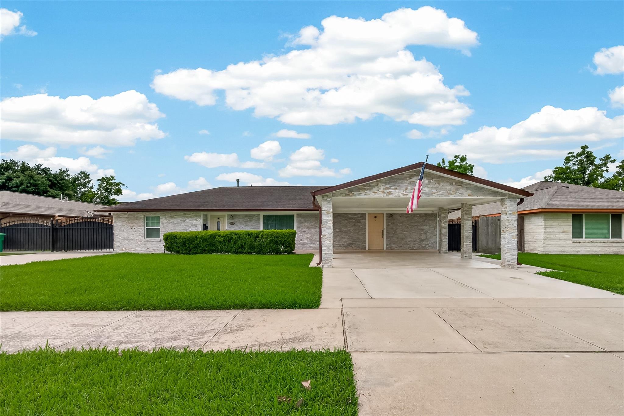 10939 Timberoak Drive