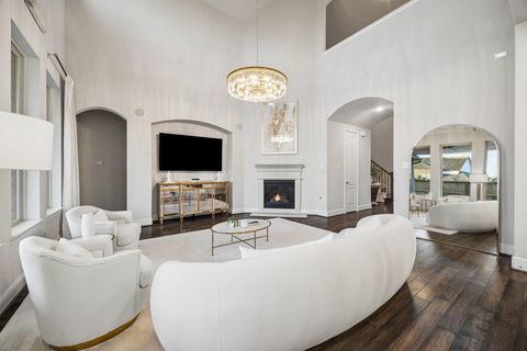 Photo of 631 Aquilla Square, Webster, TX 77598 (MLS # 88769268)