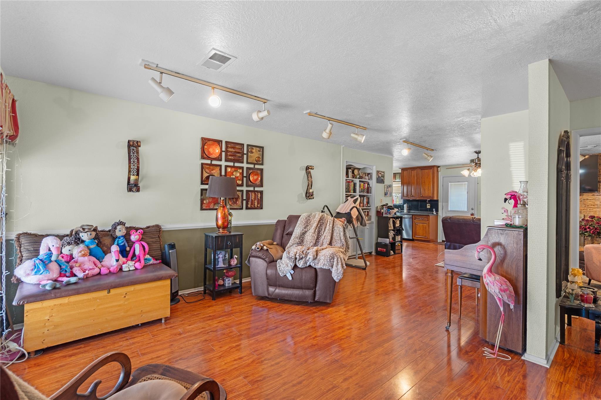 2521 Pickerton Drive