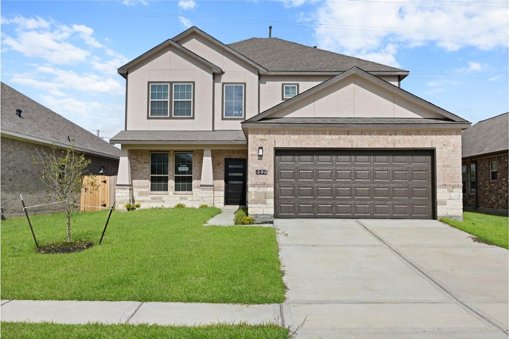 Photo of 8322 Amethyst Valley Ln, Angleton, TX 77515 (MLS # 486948)