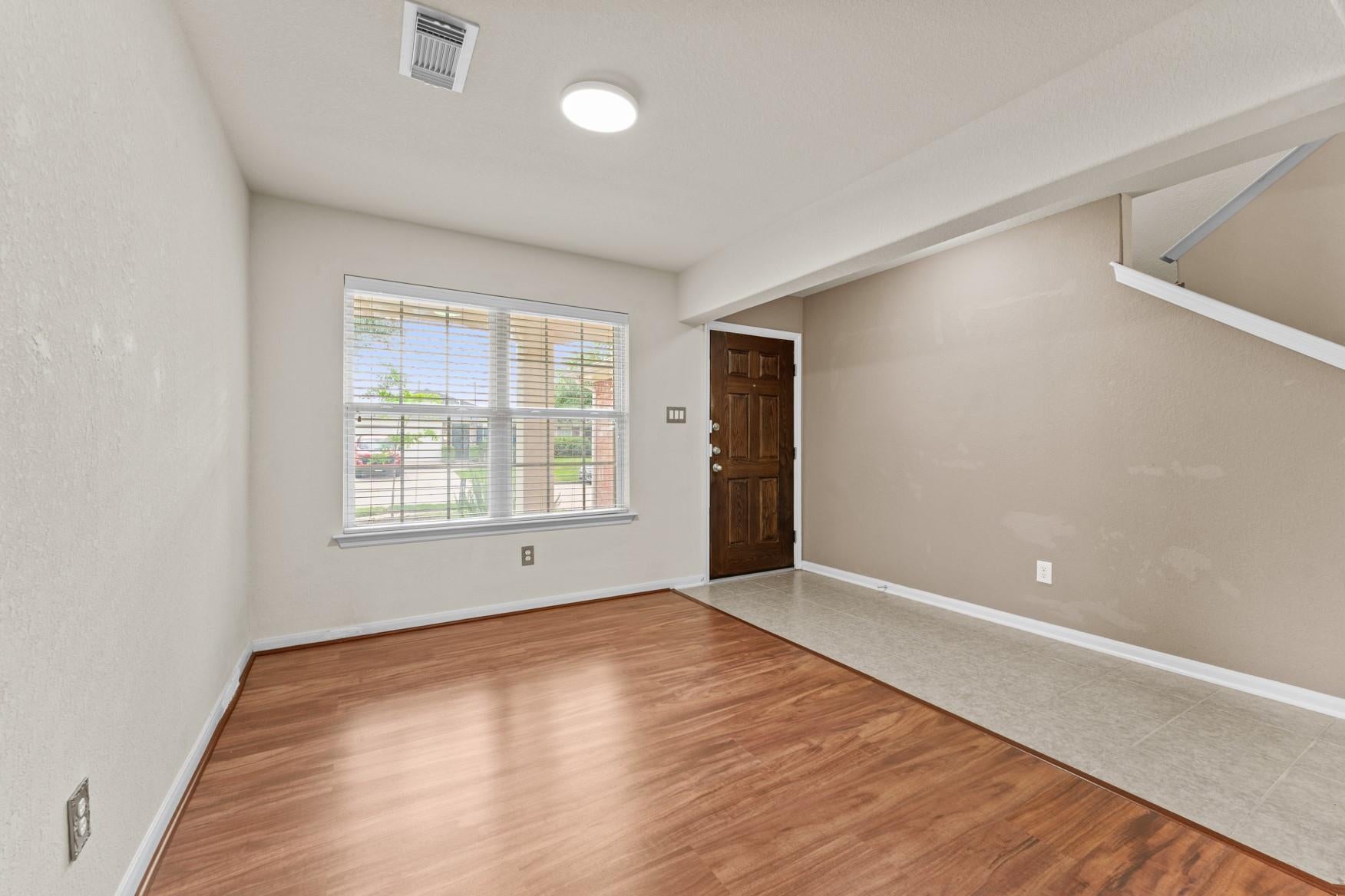1926 Herringbone Drive