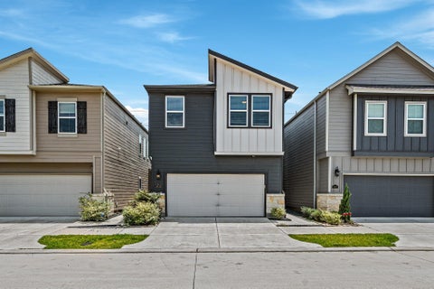 Photo of 14819 Silent Gulf Avenue, Houston, TX 77082 (MLS # 92724158)