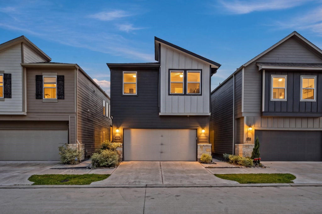 Photo of 14819 Silent Gulf Avenue, Houston, TX 77082 (MLS # 92724158)