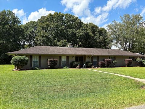 Photo of 300 Bayou Drive, Beaumont, TX 77705 (MLS # 62816927)