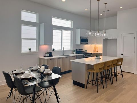 Photo of 303 Marcella Street #F, Houston, TX 77091 (MLS # 67086882)