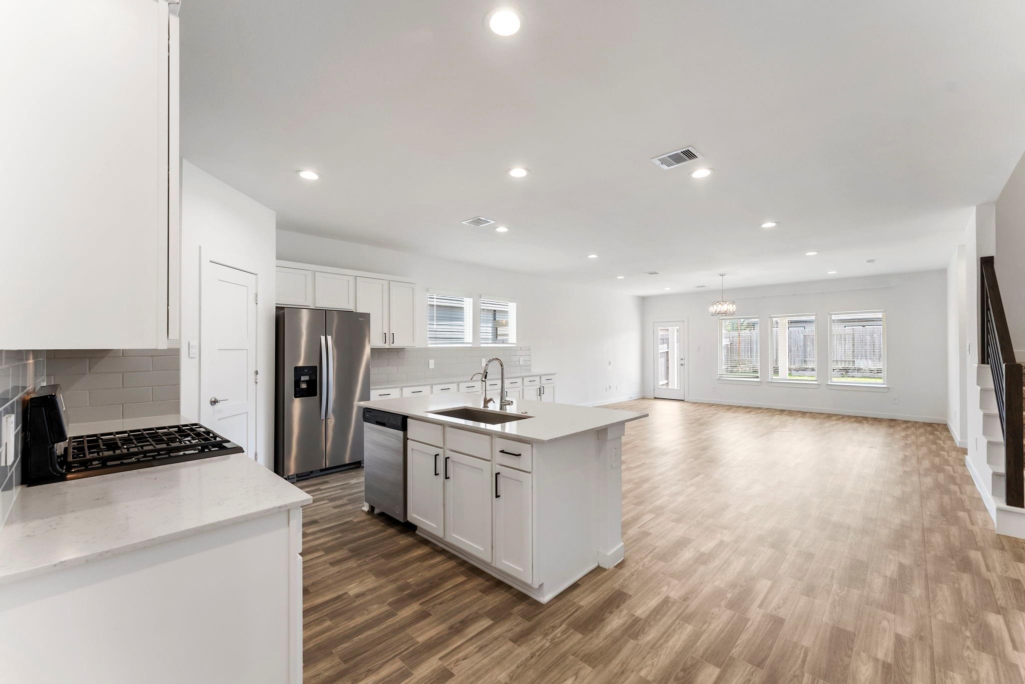 14215 Black Canyon Lane
