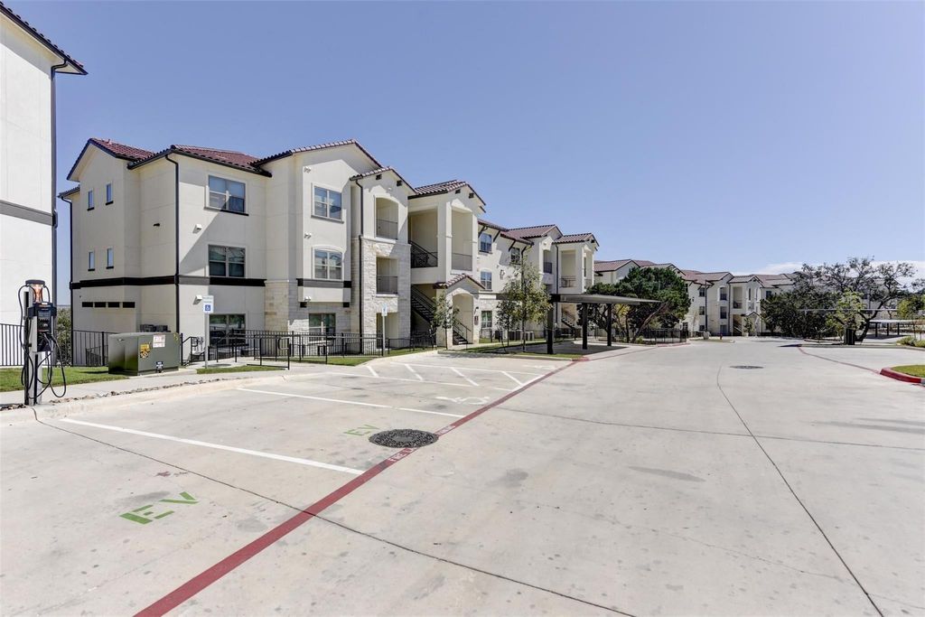 Photo of 12001 Heatherly Drive #3305, Austin, TX 78747 (MLS # 28680595)