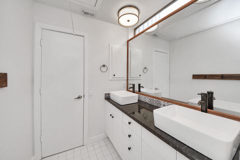 Tiny photo for 1428 Bailey Street, Houston, TX 77019 (MLS # 14109846)