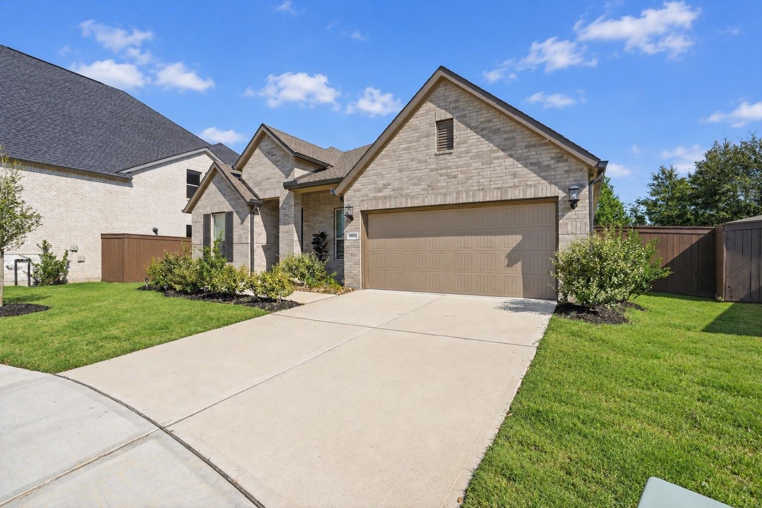 29025 Red Loop Drive