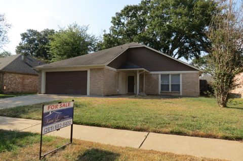 Photo of 1010 Valley Ranch Drive, Katy, TX 77450 (MLS # 72741083)