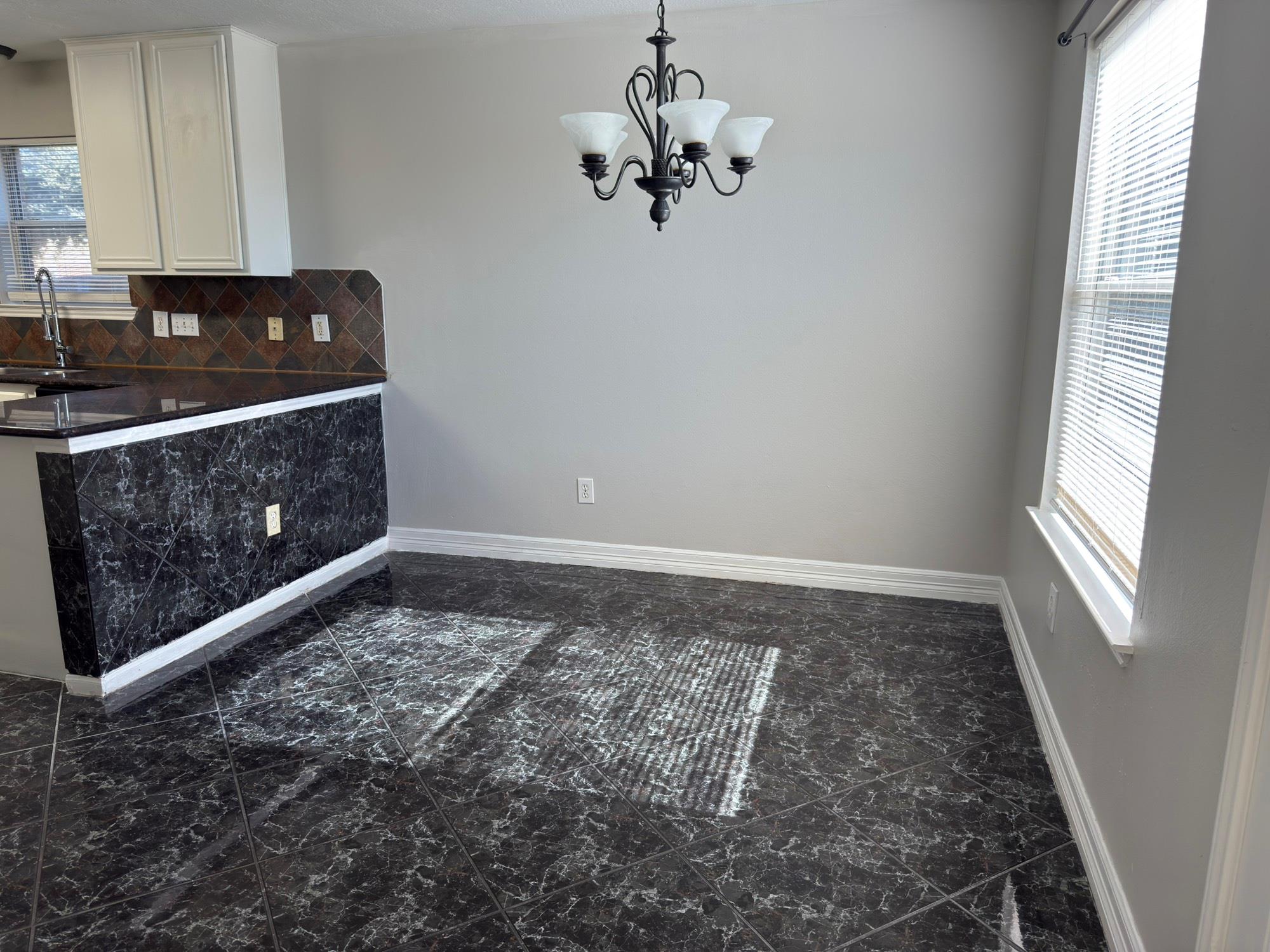 2239 Heatherwood Drive