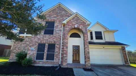 Homes For Rent - 2239 Heatherwood Drive<br/> Missouri City, TX 77489