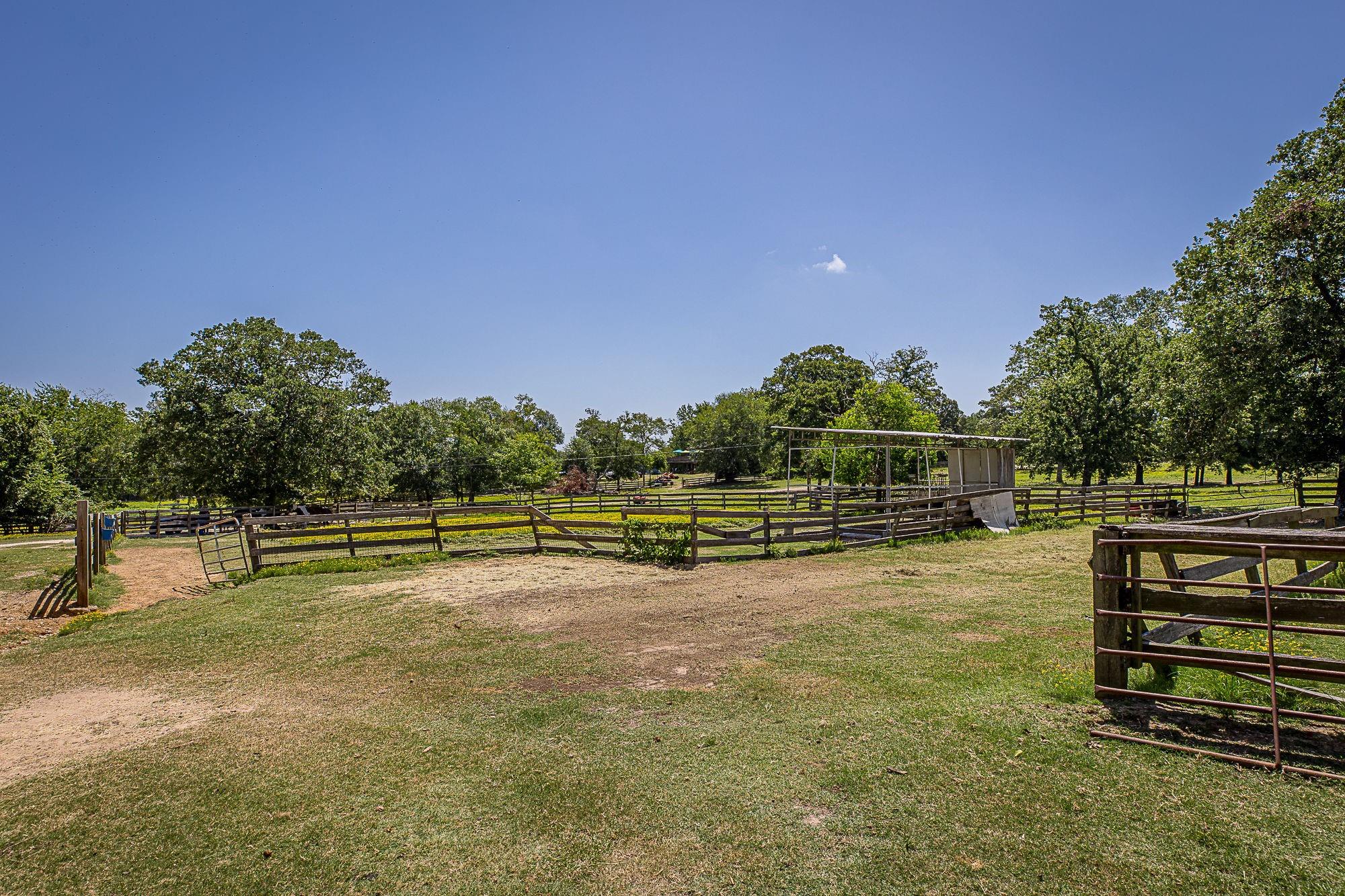 26298 Hwy 105