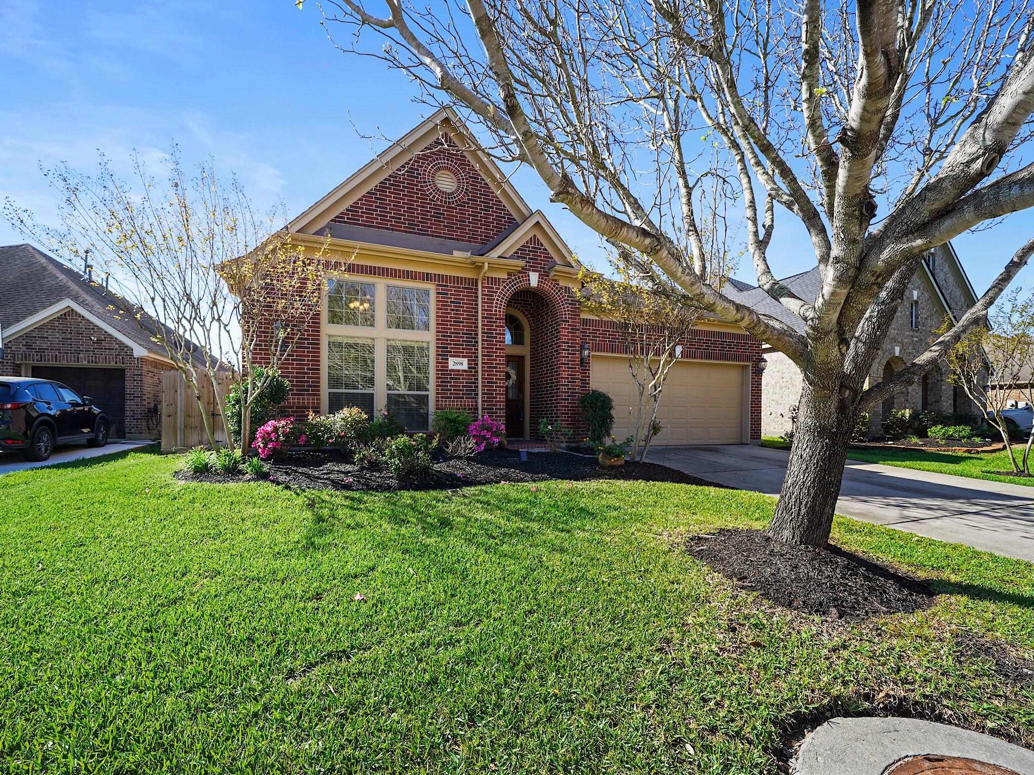 2898 Woodland Glen Lane