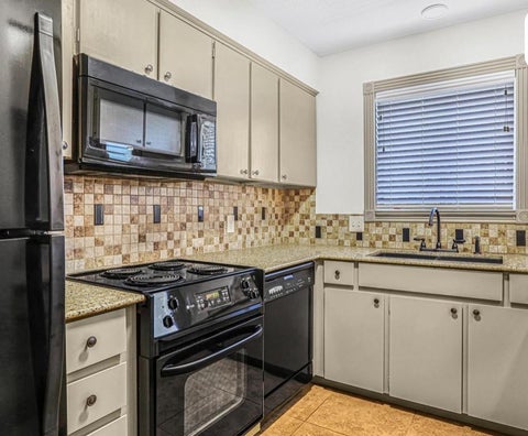 Photo of 4410 Tc Jester Boulevard #13, Houston, TX 77018 (MLS # 63333621)