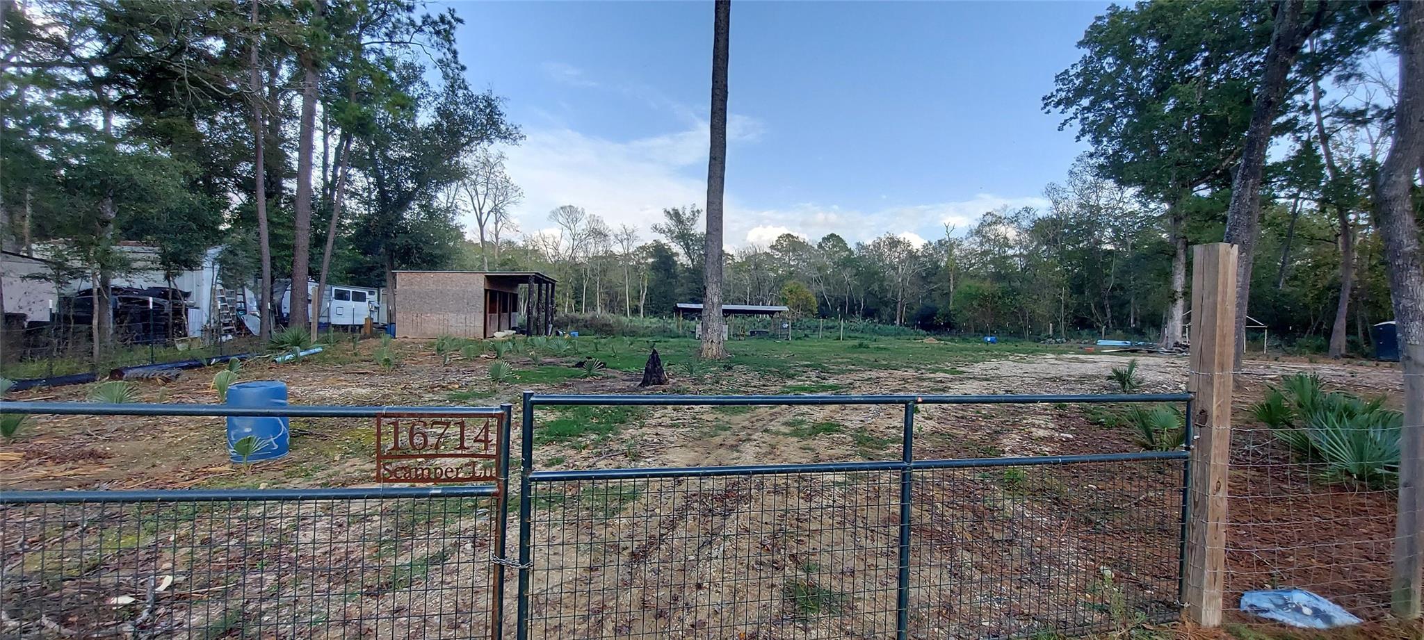 16714 Scamper Ln