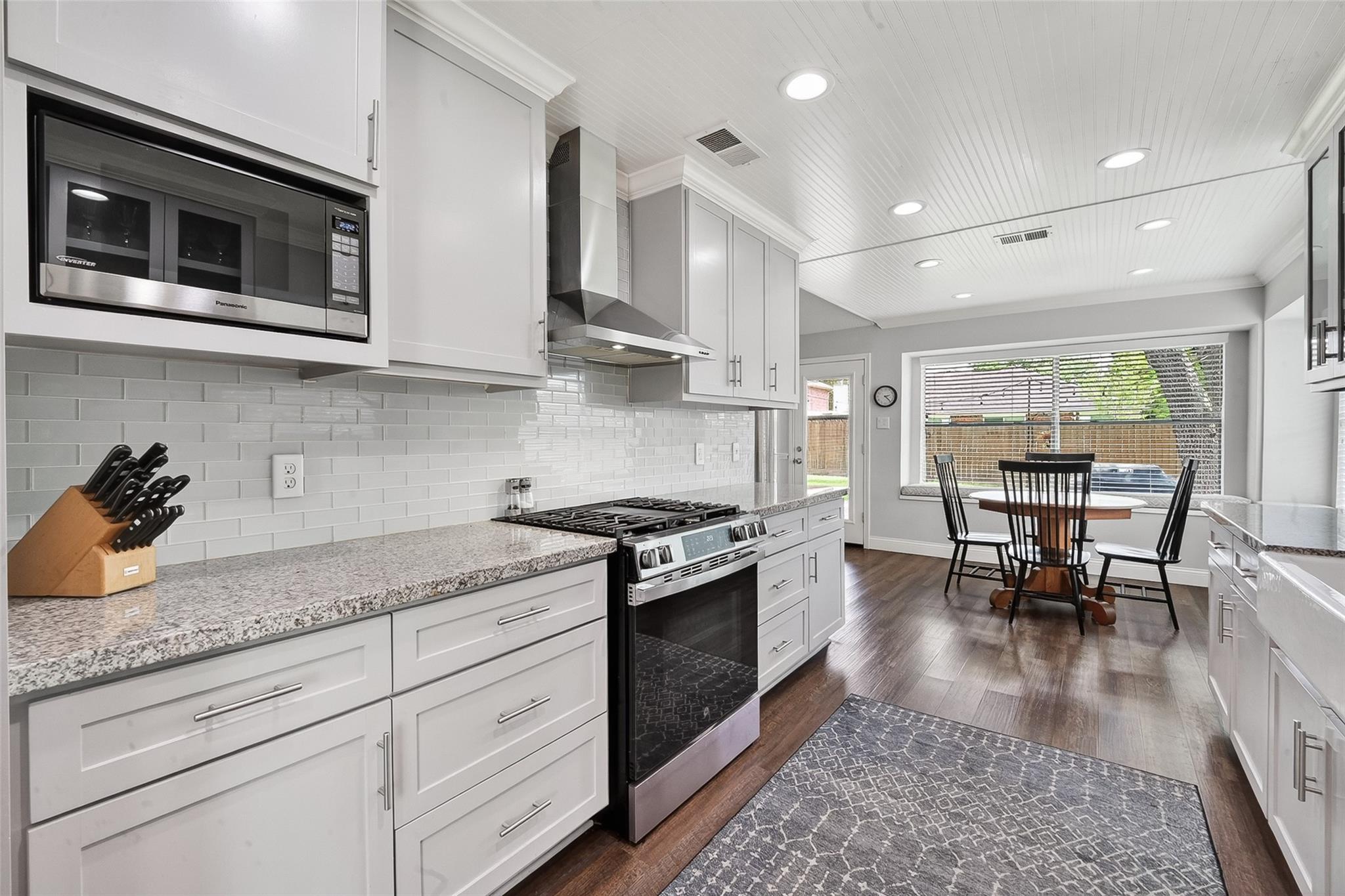2221 Aberdeen Drive