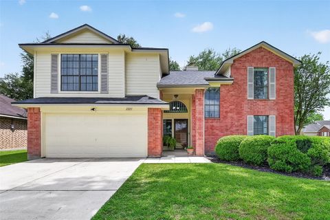 Photo of 2221 Aberdeen Drive, League City, TX 77573 (MLS # 41902400)