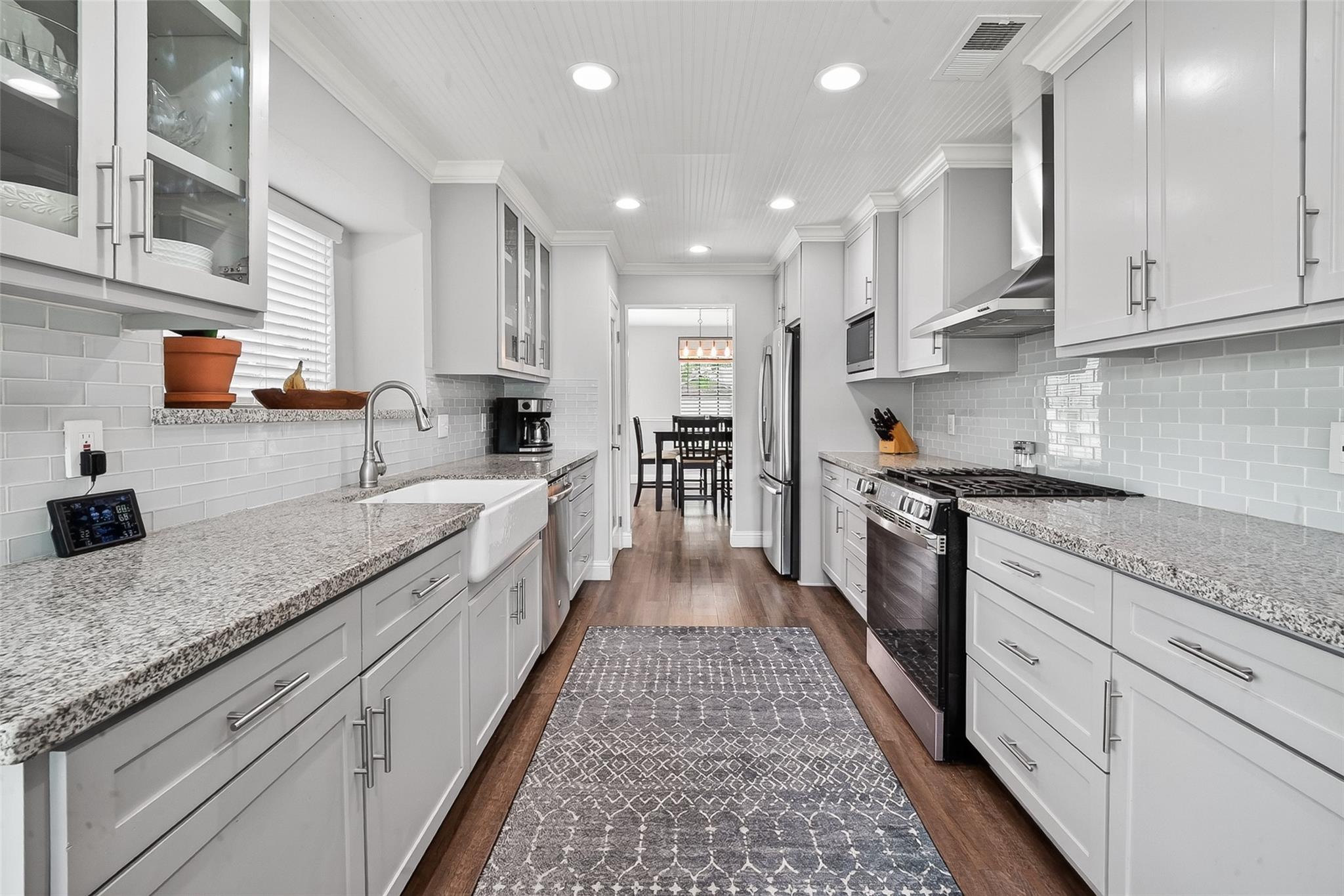 2221 Aberdeen Drive